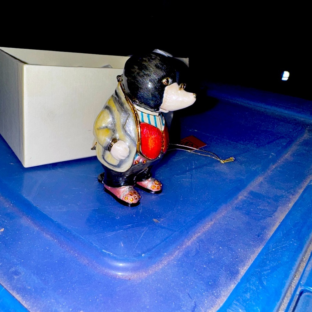 Home collectible pewter, enamel, trinket figurine hidden compartment box
